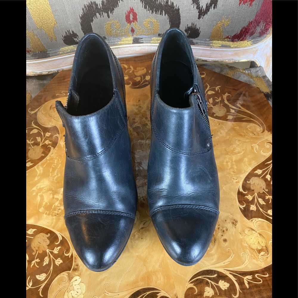 BOC Born Concept Rosemeia Black Ankle Boots Size 8.5